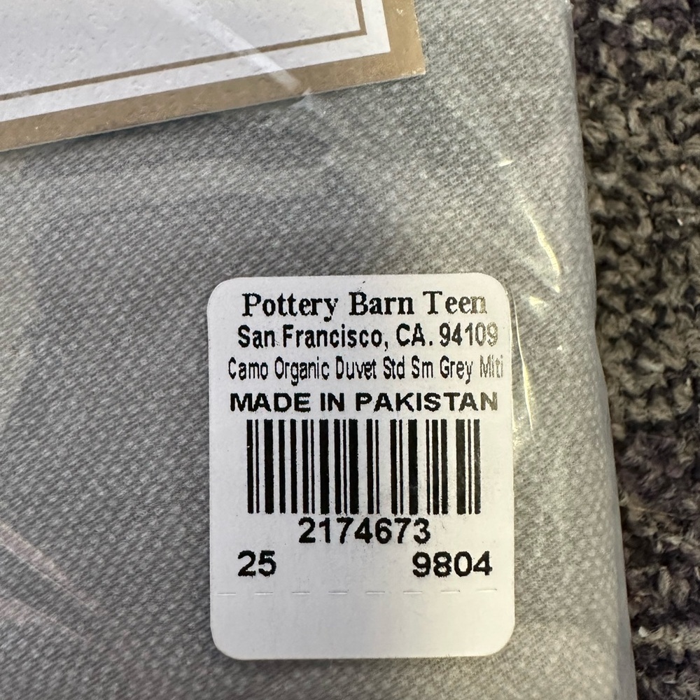 NIP Pottery Barn Teen Camo Organic Shams (2) Std Grey Standard 26x20 - Picture 4 of 5